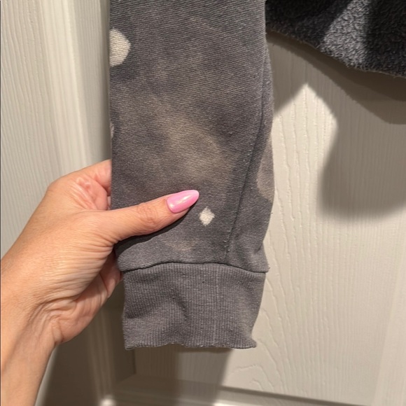 Gray Bon Jovi Graphic Hoodie bleached retro size M Buckle Brand - Picture 4 of 6